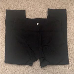 Lululemon leggings - Capri length